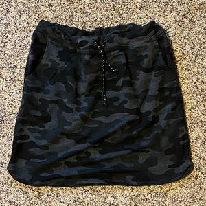 Sundry Camo Skirt
